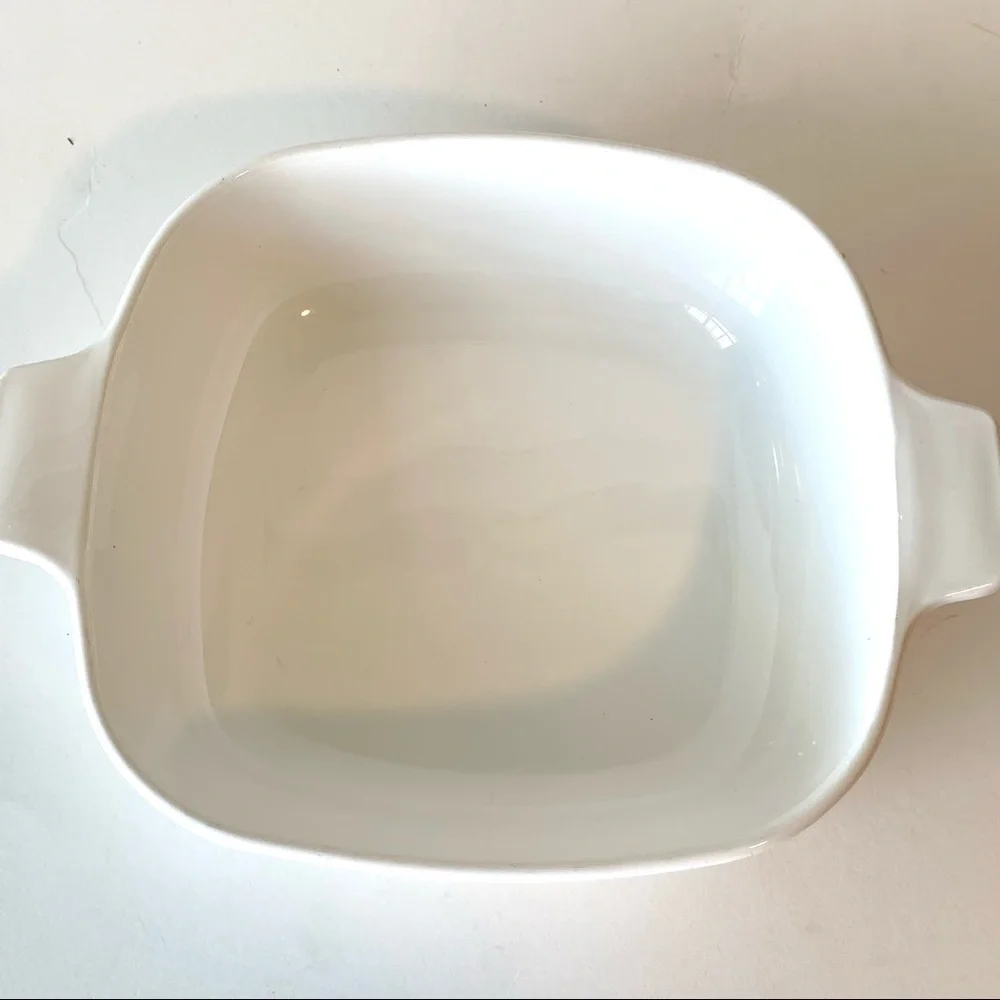 Vintage CORNINGWARE Cornflower 1qt Casserole Dish